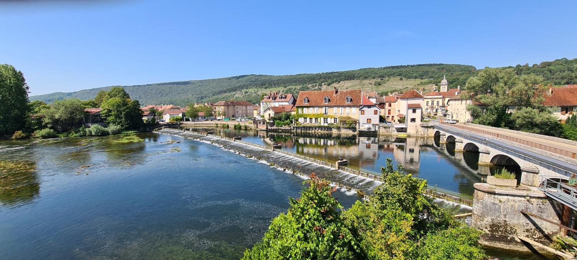 Отель La Truite De La Loue Quingey Экстерьер фото
