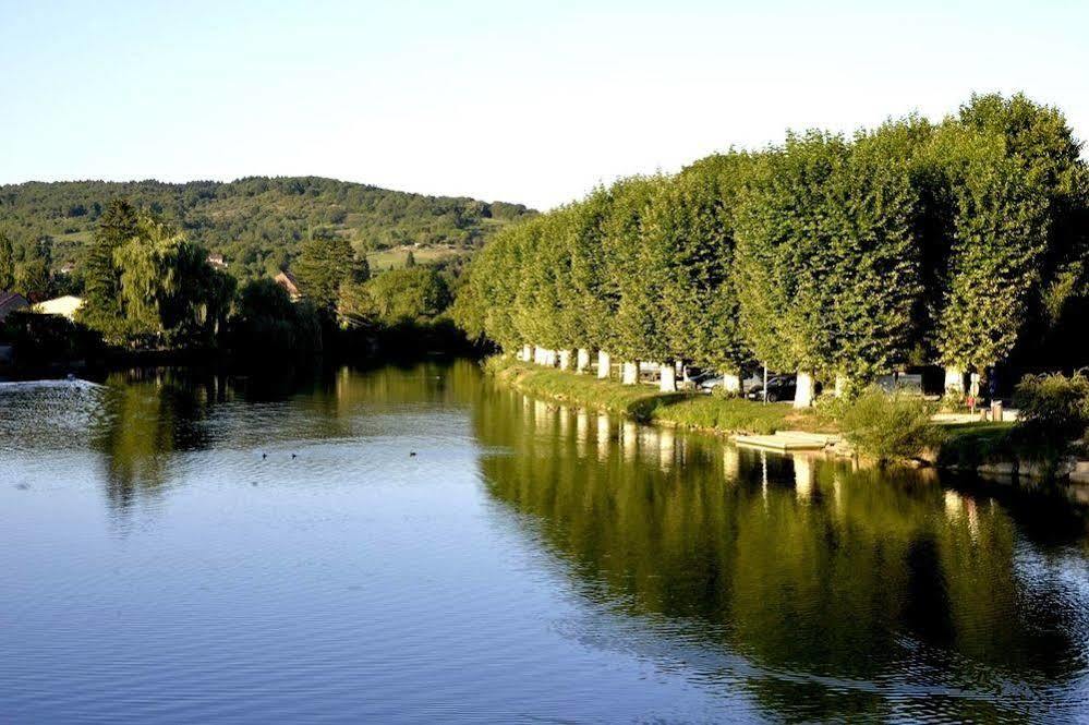 Отель La Truite De La Loue Quingey Экстерьер фото